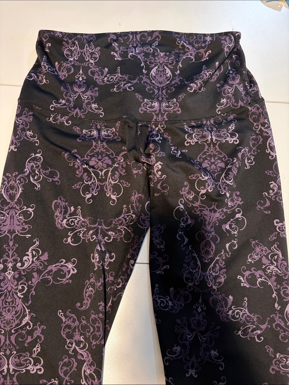 Women's Black Leggings with Purple Damask Print - Picture 3 of 6